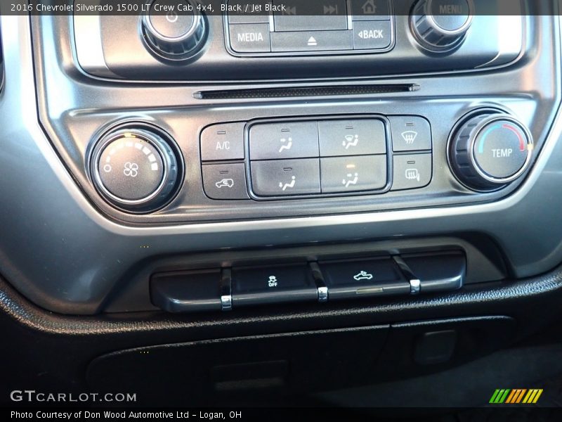 Controls of 2016 Silverado 1500 LT Crew Cab 4x4