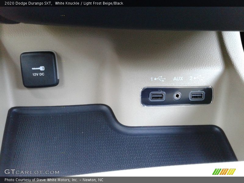 White Knuckle / Light Frost Beige/Black 2020 Dodge Durango SXT