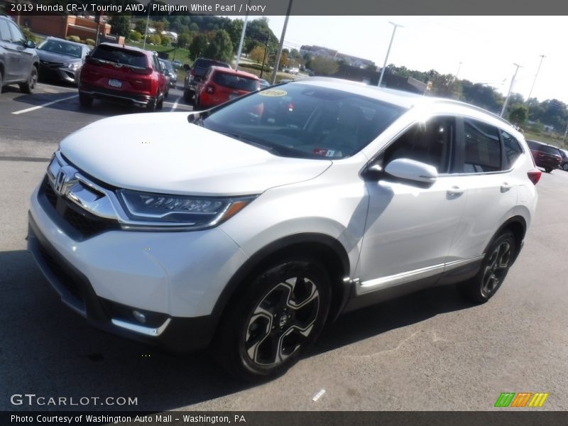 Platinum White Pearl / Ivory 2019 Honda CR-V Touring AWD