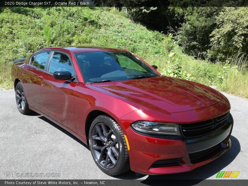 Front 3/4 View of 2020 Charger SXT