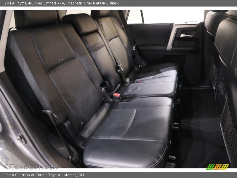 Magnetic Gray Metallic / Black 2019 Toyota 4Runner Limited 4x4