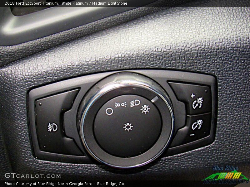 White Platinum / Medium Light Stone 2018 Ford EcoSport Titanium