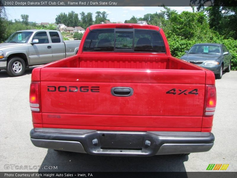 Flame Red / Dark Slate Gray 2002 Dodge Dakota SXT Club Cab