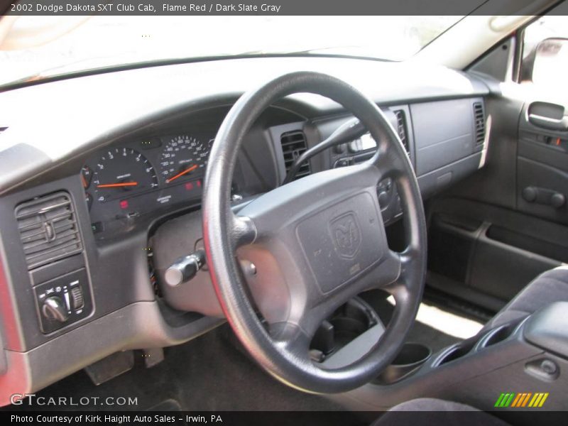 Flame Red / Dark Slate Gray 2002 Dodge Dakota SXT Club Cab