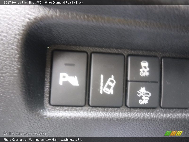 White Diamond Pearl / Black 2017 Honda Pilot Elite AWD