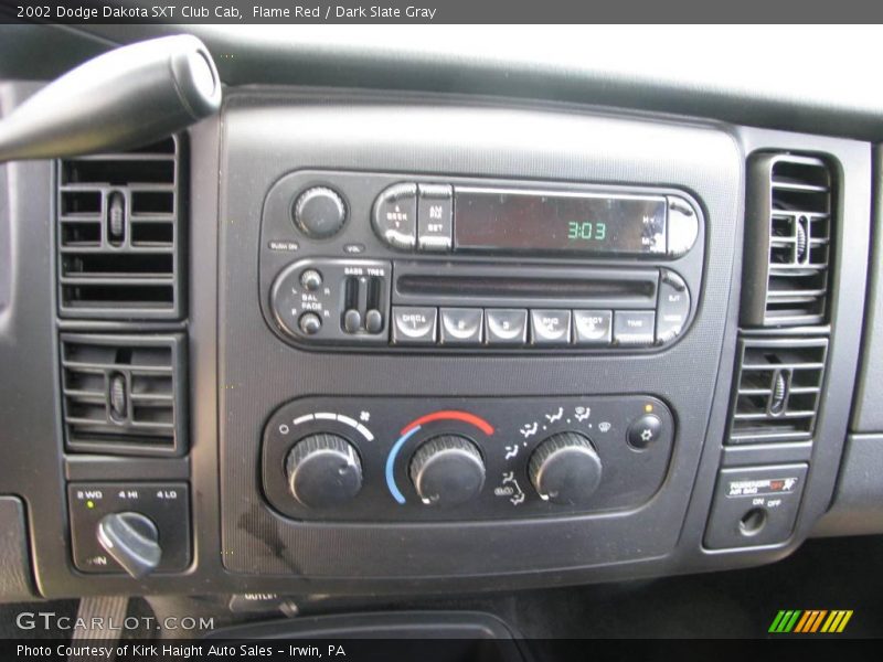 Flame Red / Dark Slate Gray 2002 Dodge Dakota SXT Club Cab