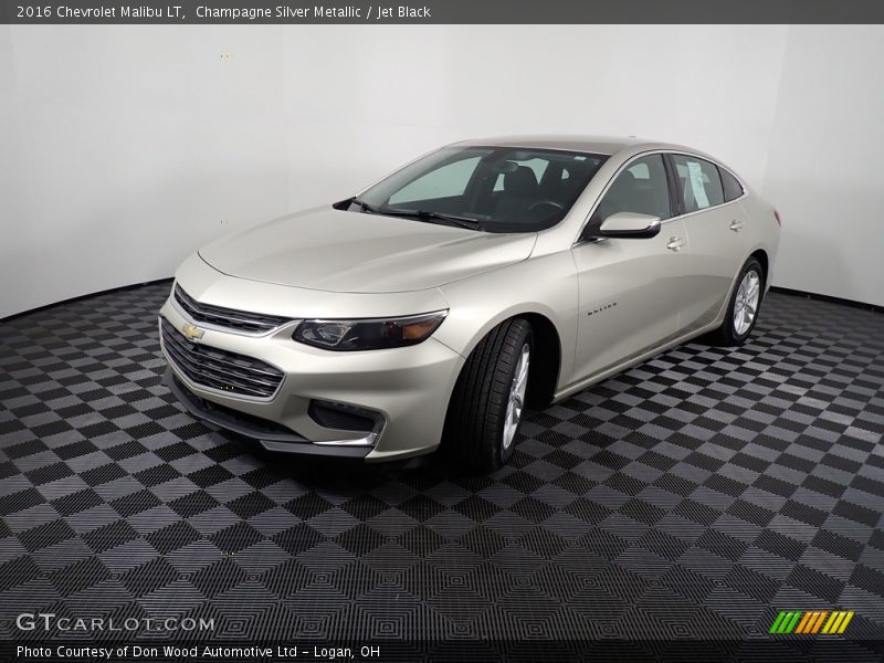 Champagne Silver Metallic / Jet Black 2016 Chevrolet Malibu LT
