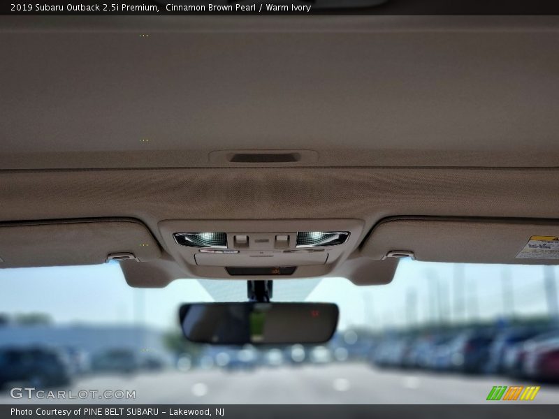 Cinnamon Brown Pearl / Warm Ivory 2019 Subaru Outback 2.5i Premium