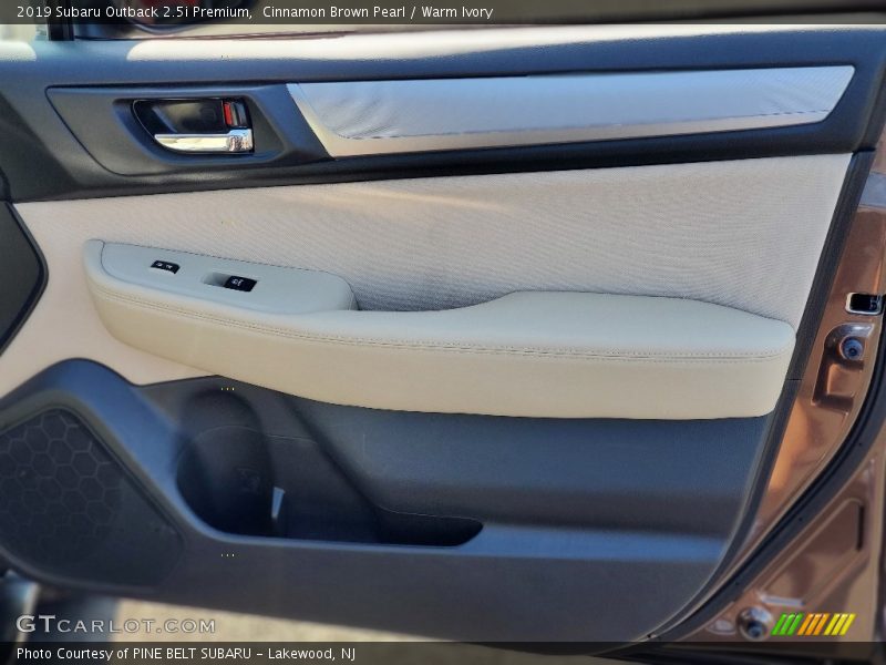 Cinnamon Brown Pearl / Warm Ivory 2019 Subaru Outback 2.5i Premium