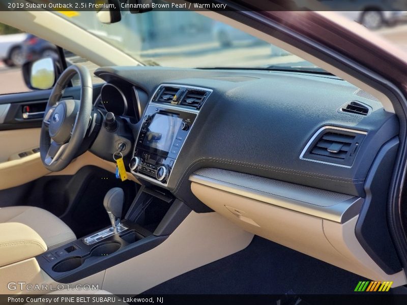 Cinnamon Brown Pearl / Warm Ivory 2019 Subaru Outback 2.5i Premium