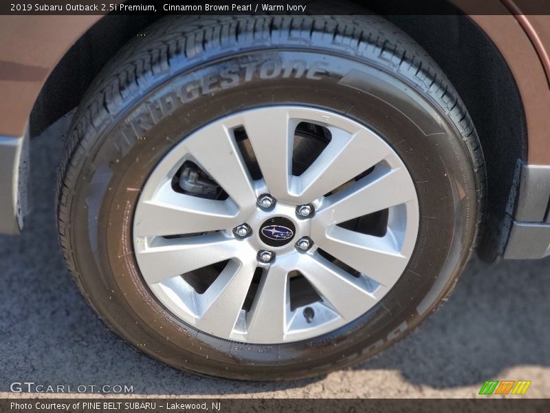 Cinnamon Brown Pearl / Warm Ivory 2019 Subaru Outback 2.5i Premium
