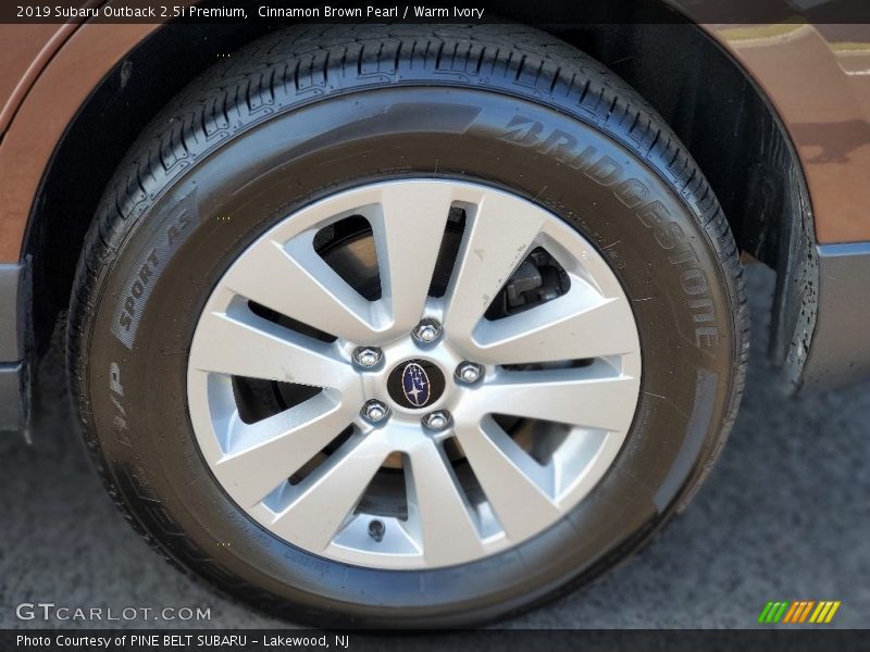 Cinnamon Brown Pearl / Warm Ivory 2019 Subaru Outback 2.5i Premium