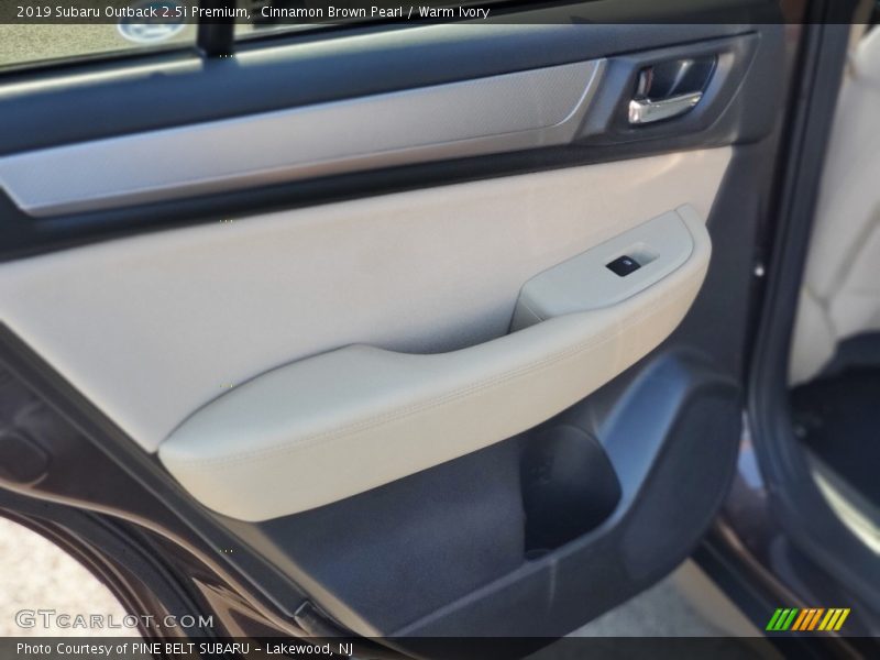 Cinnamon Brown Pearl / Warm Ivory 2019 Subaru Outback 2.5i Premium