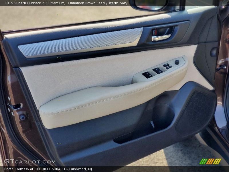 Cinnamon Brown Pearl / Warm Ivory 2019 Subaru Outback 2.5i Premium