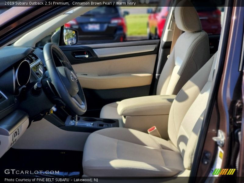 Cinnamon Brown Pearl / Warm Ivory 2019 Subaru Outback 2.5i Premium