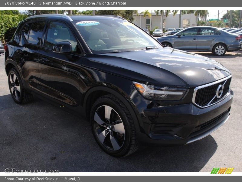 Black Stone / Blond/Charcoal 2020 Volvo XC40 T5 Momentum AWD