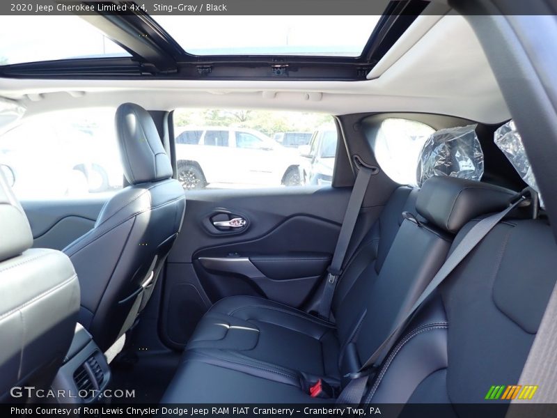 Sting-Gray / Black 2020 Jeep Cherokee Limited 4x4