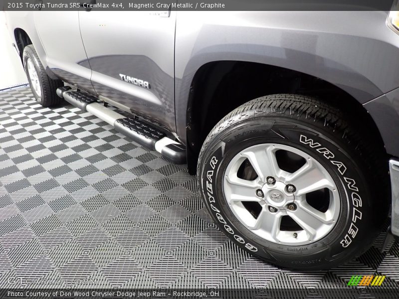 Magnetic Gray Metallic / Graphite 2015 Toyota Tundra SR5 CrewMax 4x4