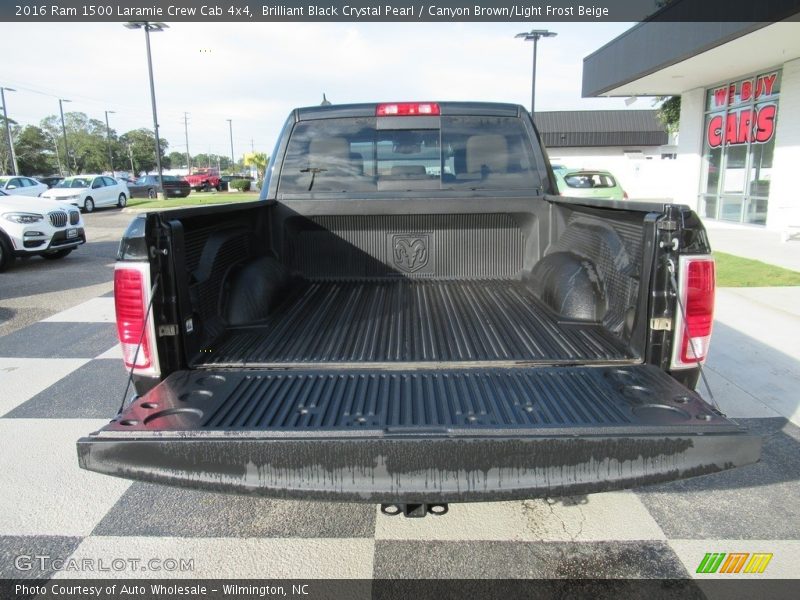 Brilliant Black Crystal Pearl / Canyon Brown/Light Frost Beige 2016 Ram 1500 Laramie Crew Cab 4x4