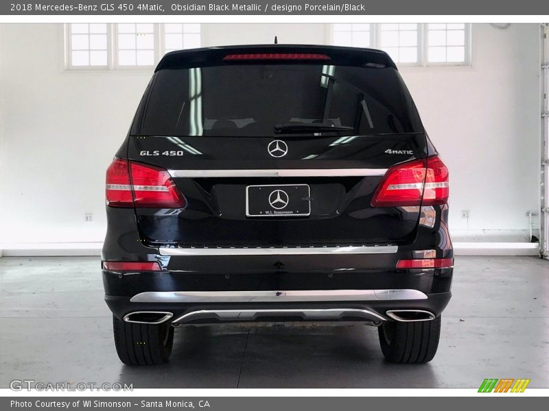 Obsidian Black Metallic / designo Porcelain/Black 2018 Mercedes-Benz GLS 450 4Matic