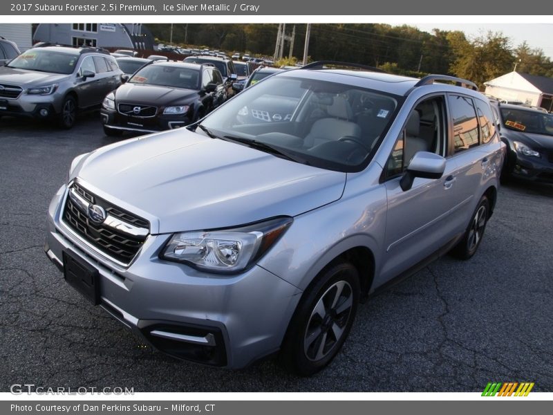 Ice Silver Metallic / Gray 2017 Subaru Forester 2.5i Premium
