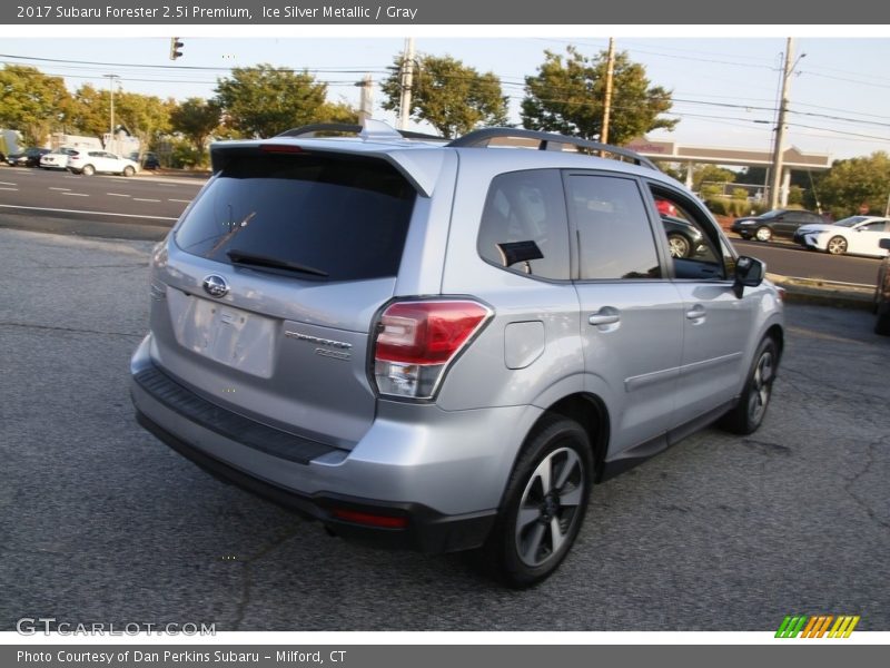Ice Silver Metallic / Gray 2017 Subaru Forester 2.5i Premium