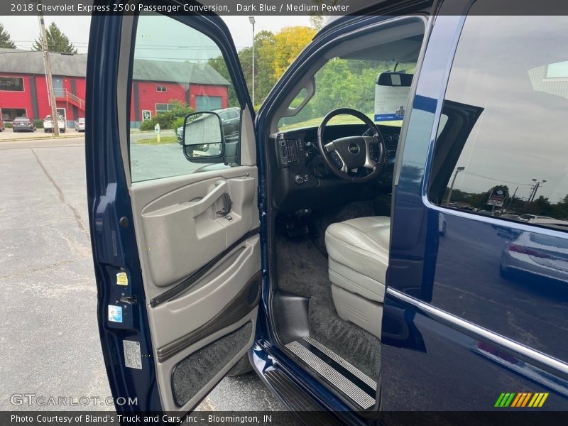 Dark Blue / Medium Pewter 2018 Chevrolet Express 2500 Passenger Conversion