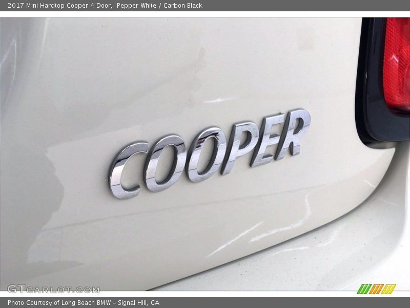 Pepper White / Carbon Black 2017 Mini Hardtop Cooper 4 Door