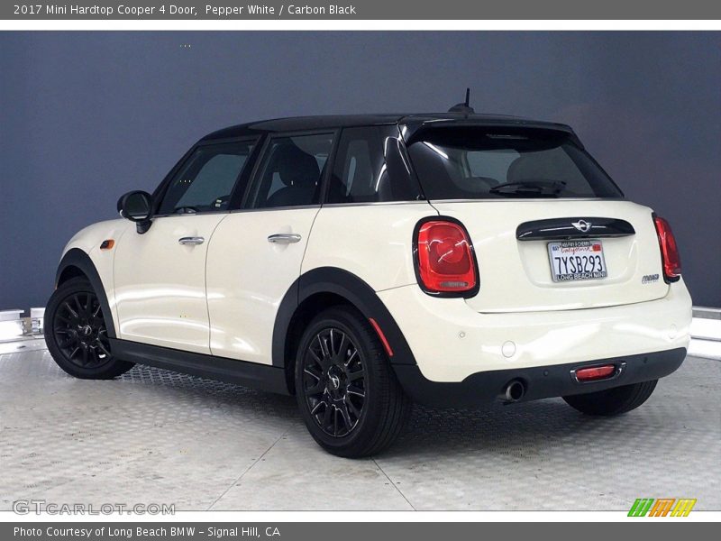 Pepper White / Carbon Black 2017 Mini Hardtop Cooper 4 Door