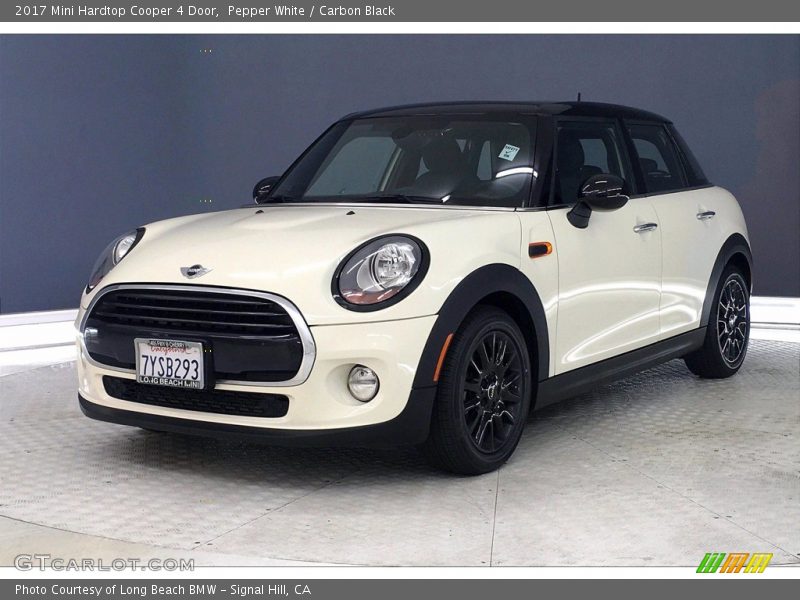 Pepper White / Carbon Black 2017 Mini Hardtop Cooper 4 Door