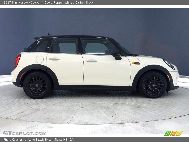 Pepper White / Carbon Black 2017 Mini Hardtop Cooper 4 Door