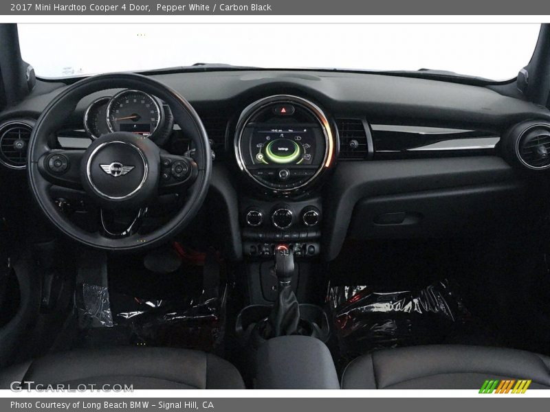 Pepper White / Carbon Black 2017 Mini Hardtop Cooper 4 Door