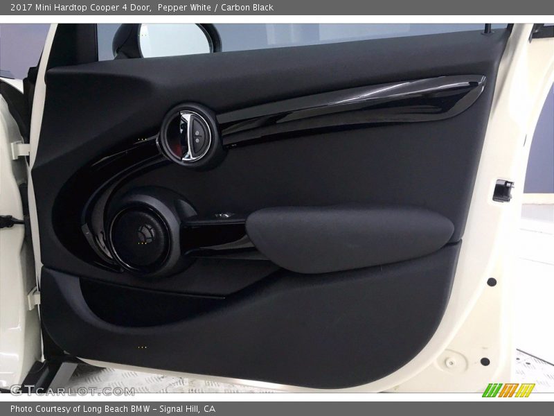 Pepper White / Carbon Black 2017 Mini Hardtop Cooper 4 Door