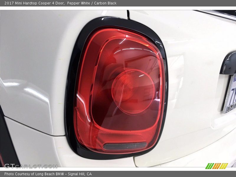 Pepper White / Carbon Black 2017 Mini Hardtop Cooper 4 Door