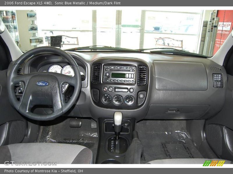 Sonic Blue Metallic / Medium/Dark Flint 2006 Ford Escape XLS 4WD