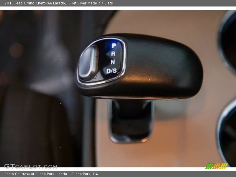 Billet Silver Metallic / Black 2015 Jeep Grand Cherokee Laredo