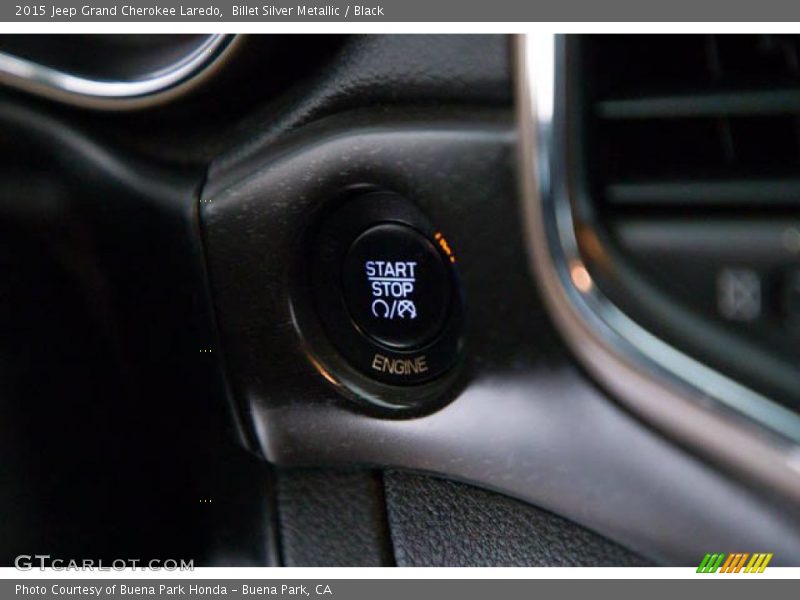 Billet Silver Metallic / Black 2015 Jeep Grand Cherokee Laredo