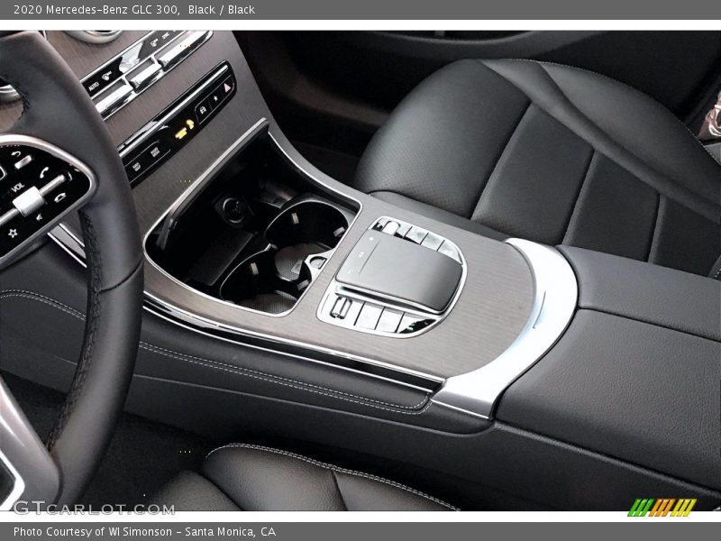 Black / Black 2020 Mercedes-Benz GLC 300