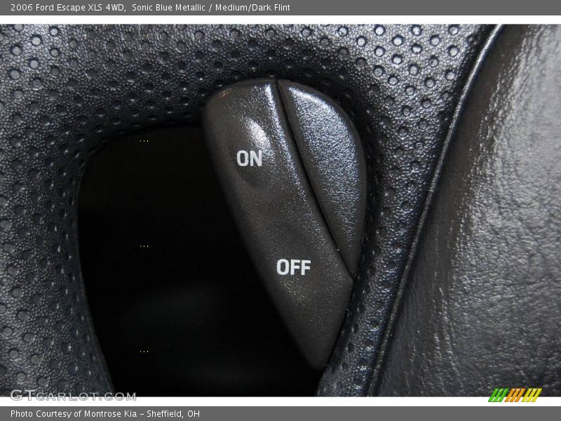 Sonic Blue Metallic / Medium/Dark Flint 2006 Ford Escape XLS 4WD