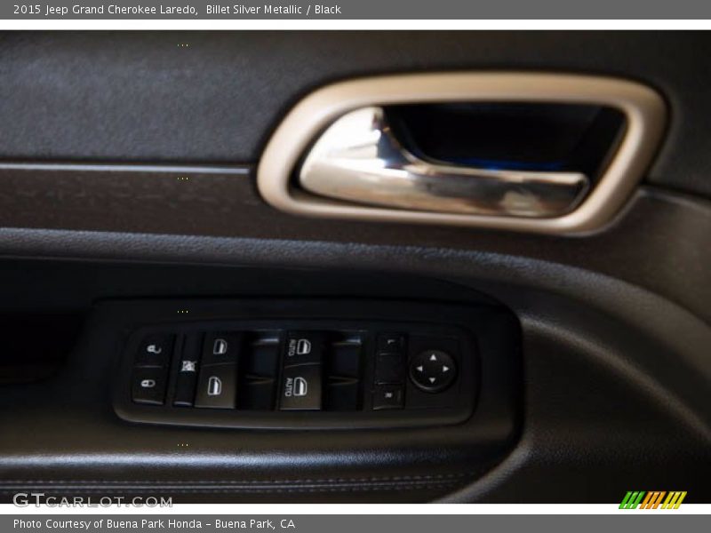 Billet Silver Metallic / Black 2015 Jeep Grand Cherokee Laredo