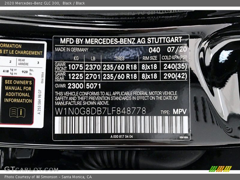 Black / Black 2020 Mercedes-Benz GLC 300