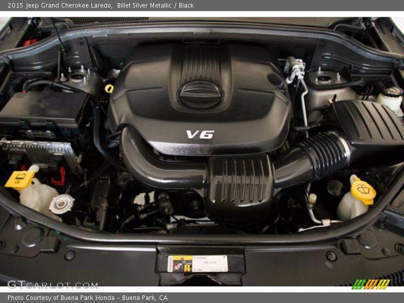 Billet Silver Metallic / Black 2015 Jeep Grand Cherokee Laredo