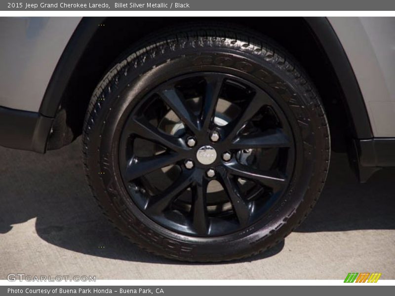 Billet Silver Metallic / Black 2015 Jeep Grand Cherokee Laredo