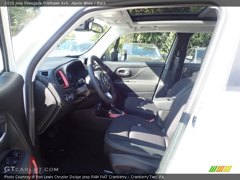 Alpine White / Black 2020 Jeep Renegade Trailhawk 4x4