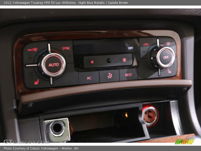 Night Blue Metallic / Saddle Brown 2012 Volkswagen Touareg VR6 FSI Lux 4XMotion