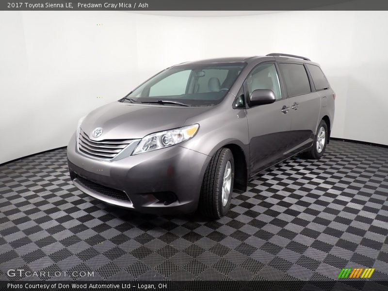 Predawn Gray Mica / Ash 2017 Toyota Sienna LE