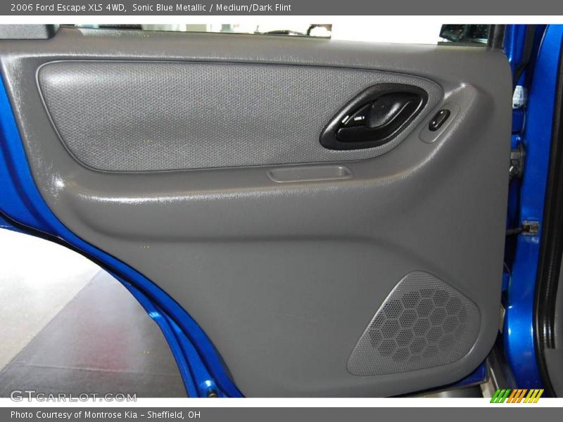 Sonic Blue Metallic / Medium/Dark Flint 2006 Ford Escape XLS 4WD
