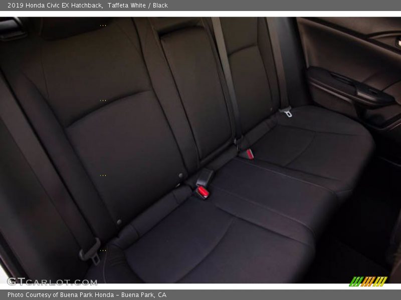 Taffeta White / Black 2019 Honda Civic EX Hatchback