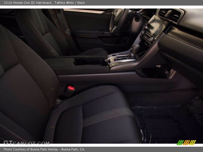 Taffeta White / Black 2019 Honda Civic EX Hatchback
