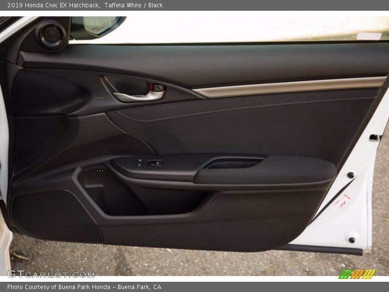 Taffeta White / Black 2019 Honda Civic EX Hatchback